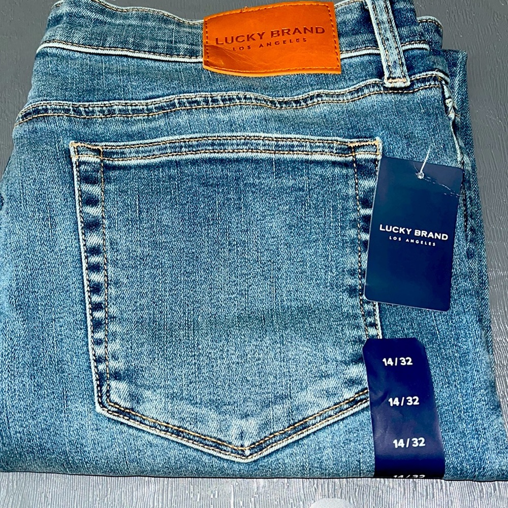 Lucky Brand Women's Jeans. Size 32.